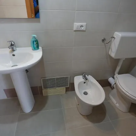 Inn Roba Albanisi *