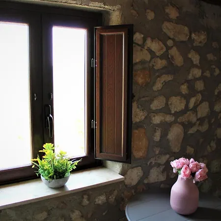 Inn Roba Albanisi
