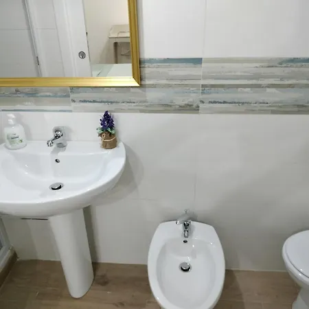 Roba Albanisi Inn Aragona