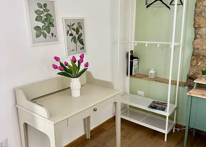 Roba Albanisi Inn Aragona